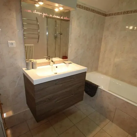 La Roche-sur-yon, 2 Pieces, 2 Personnes - Fr-1-426-314 Διαμέρισμα